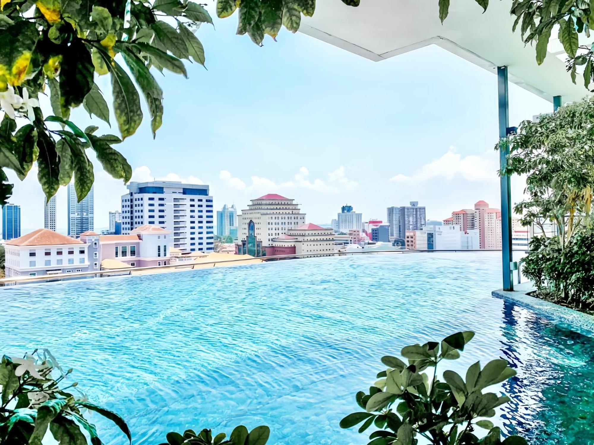 Tropicana 218 Macalister Penang Apartman George Town  Kültér fotó